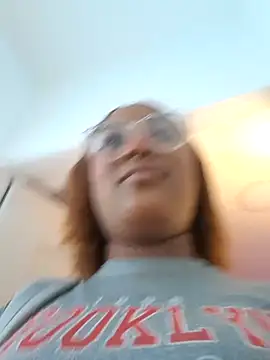 Snapshot of Adelehottman chatting on 5, 1, 2026 Adelehottman online show from 5, 1, 2026