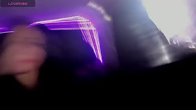 chica Hetfield online show from 7, 1, 2026