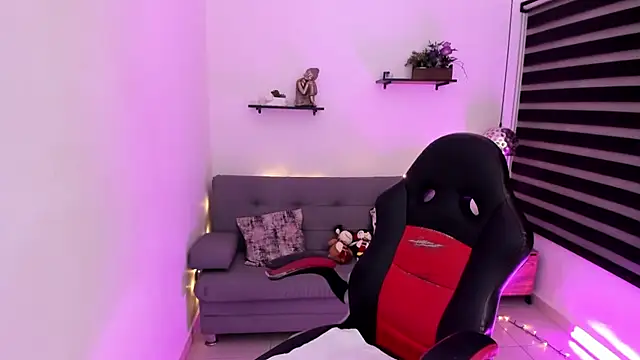 Melanny lopez18 online show from 19, 12, 2024