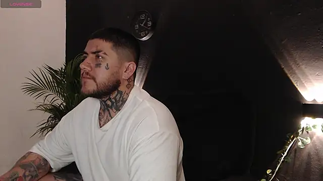 Ash gusbig online show from 11, 2, 2025