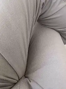 Snapshot of You_are__mine_ chatting on 16, 11, 2025 You are mine online show from 16, 11, 2025