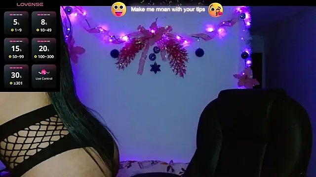 carolinemiller7 online show from 21, 12, 2024