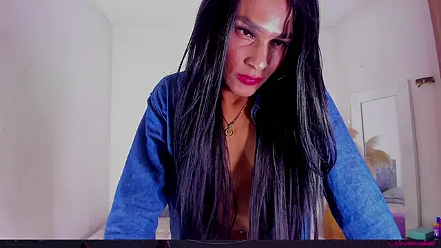 carolinemiller7 online show from 11, 10, 2025