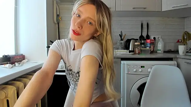  Alice Kitty online show from 11, 1, 2025