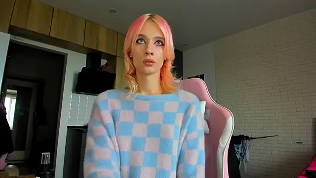  Alice Kitty online show from 18, 6, 2026