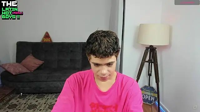 Snapshot of MyLatinHotBoys chatting on 13, 12, 2024 MyLatinHotBoys online show from 13, 12, 2024