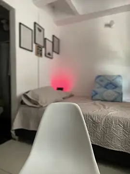 Miss-Abbii online show from 25, 12, 2024