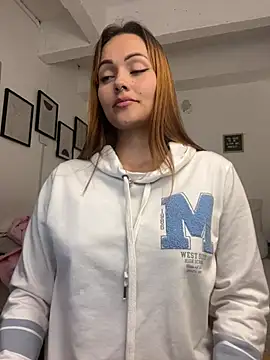 Miss-Abbii online show from 18, 1, 2025