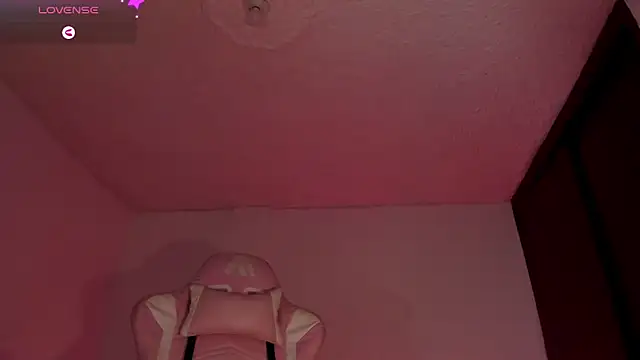 Snapshot of Veronicajazz chatting on 12, 12, 2024 Veronicajazz online show from 12, 12, 2024