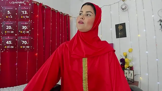 AishaAmin  online show from 5, 11, 2025