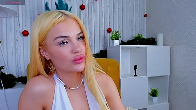 Angel Sapphire  online show from 18, 1, 2025