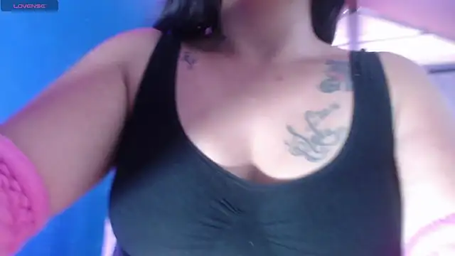vitoria23  online show from 27, 4, 2026