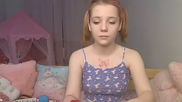 Snapshot of PrincessLittleKiki chatting on 17, 2, 2026 PrincessLittleKiki online show from 17, 2, 2026