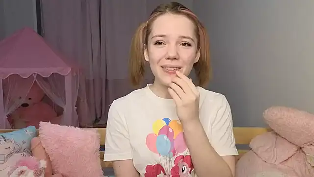 Snapshot of PrincessLittleKiki chatting on 25, 2, 2026 PrincessLittleKiki online show from 25, 2, 2026