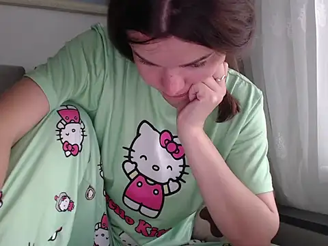  JustmeHere  online show from 30, 10, 2025