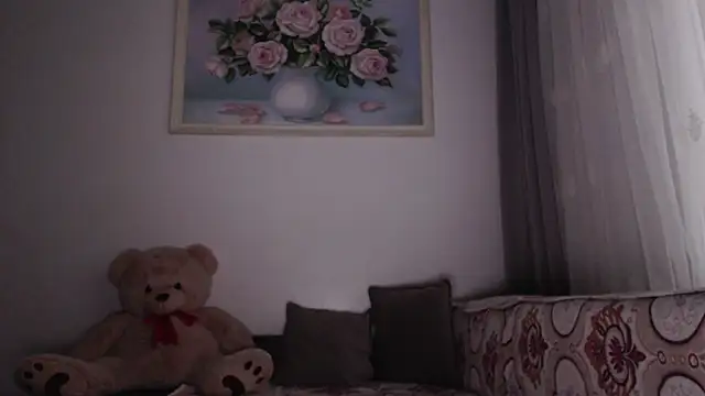  JustmeHere  online show from 28, 11, 2025