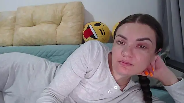 Snapshot of _JustmeHere_ chatting on 14, 7, 2026 JustmeHere online show from 14, 7, 2026