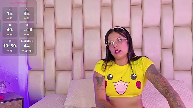 Snapshot of Shasa_8 chatting on 7, 4, 2026 Shasa 8 online show from 7, 4, 2026