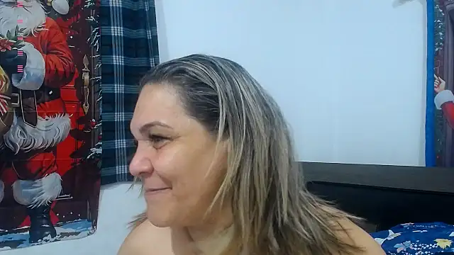 Snapshot of Uzziah_Sabag chatting on 17, 12, 2025 Uzziah Sabag online show from 17, 12, 2025