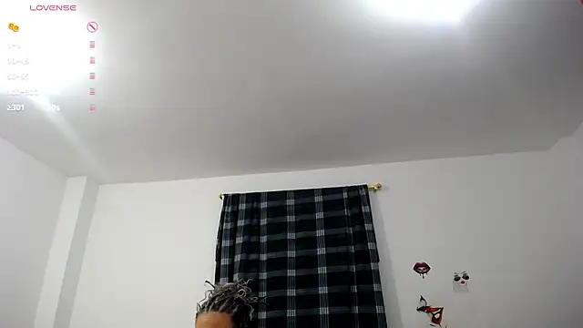 Snapshot of Uzziah_Sabag chatting on 6, 2, 2026 Uzziah Sabag online show from 6, 2, 2026