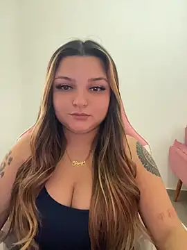 Snapshot of SweetPaige_ chatting on 13, 5, 2026 SweetPaige online show from 13, 5, 2026