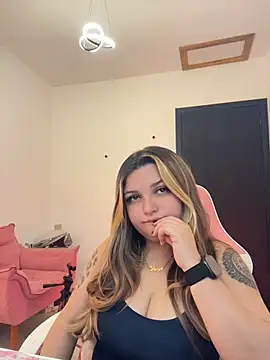 Snapshot of SweetPaige_ chatting on 17, 5, 2026 SweetPaige online show from 17, 5, 2026