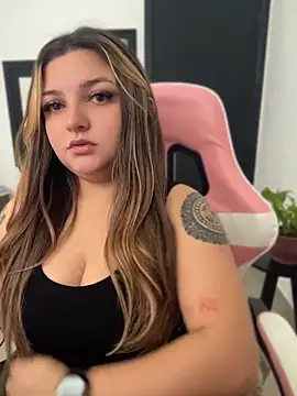 SweetPaige  online show from 9, 6, 2026