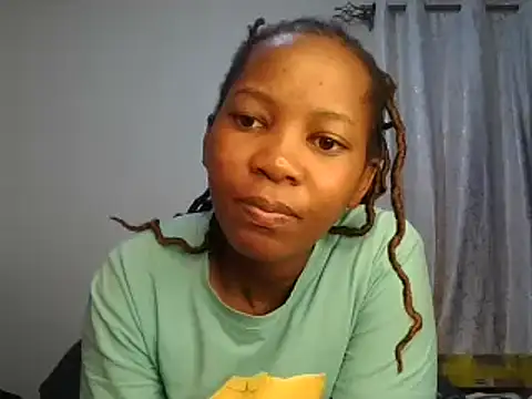 Petitiebooty online show from 9, 3, 2025