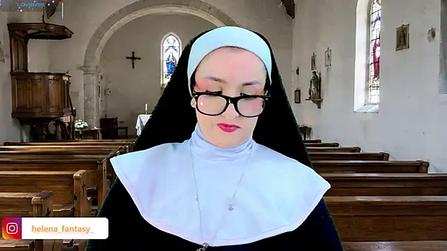 Snapshot of helenas_fantasy chatting on 18, 6, 2026 helenas fantasy online show from 18, 6, 2026