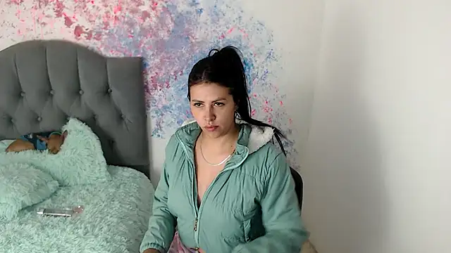 Alanna atm  online show from 13, 12, 2024