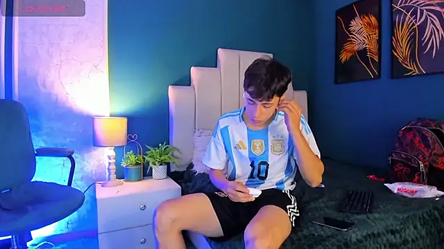 AlessandroDybala online show from 28, 2, 2025