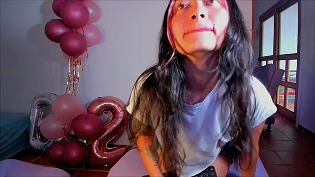 Lauren A online show from 7, 1, 2025