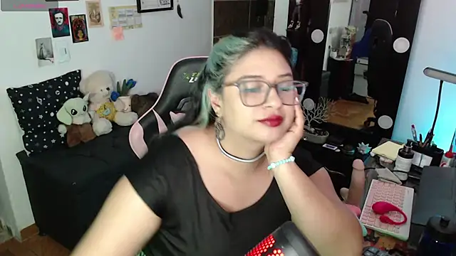 mollyshake1 online show from 10, 9, 2025