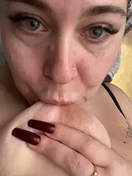 Snapshot of CuteNata chatting on 6, 2, 2025 CuteNata online show from 6, 2, 2025