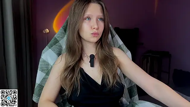 Snapshot of Ameliia_castro chatting on 9, 11, 2025 Ameliia castro online show from 9, 11, 2025