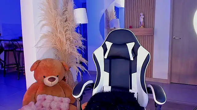 Snapshot of Charlotte__08 chatting on 21, 3, 2026 Charlotte 08 online show from 21, 3, 2026