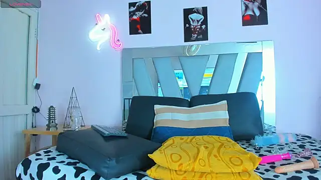 hailyehot online show from 27, 12, 2024