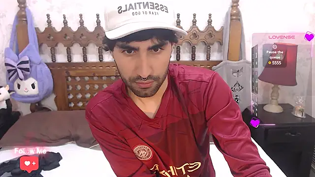 MilanZaire online show from 10, 3, 2025