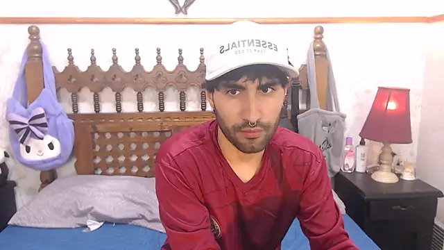 MilanZaire online show from 23, 3, 2025