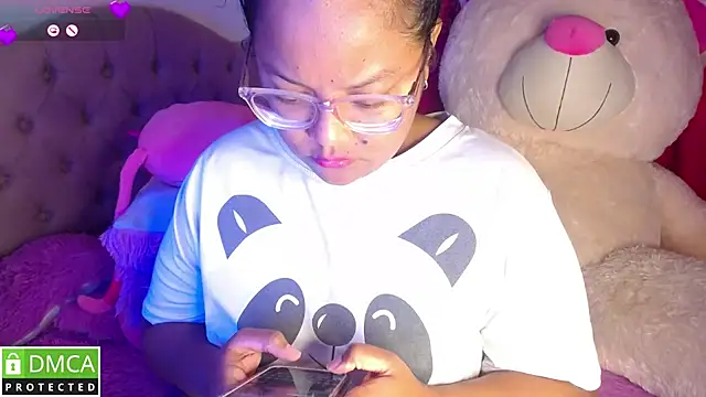 Snapshot of KittyHot20 chatting on 11, 11, 2025 KittyHot20 online show from 11, 11, 2025