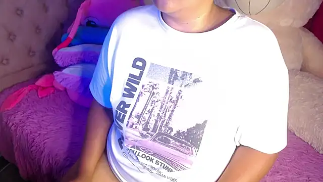 Snapshot of KittyHot20 chatting on 5, 12, 2025 KittyHot20 online show from 5, 12, 2025