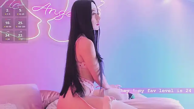 valerymonroe online show from 9, 2, 2025