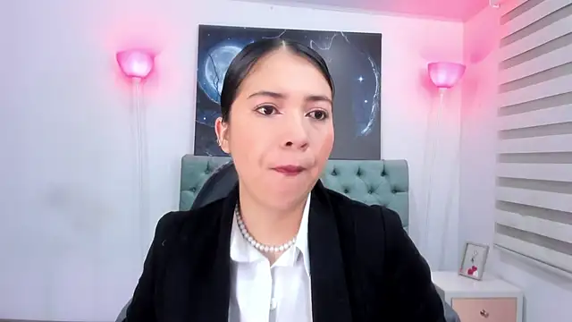 lina bedoya  online show from 19, 3, 2025