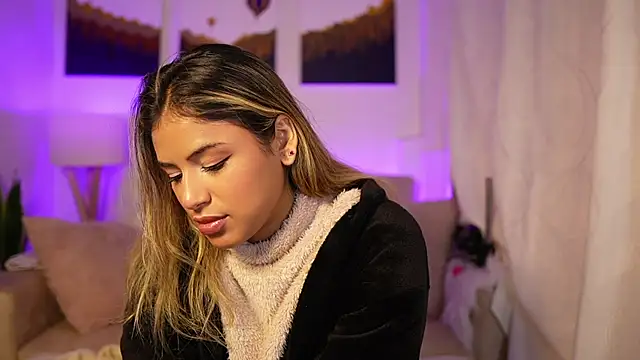 SaraParisi online show from 19, 2, 2025