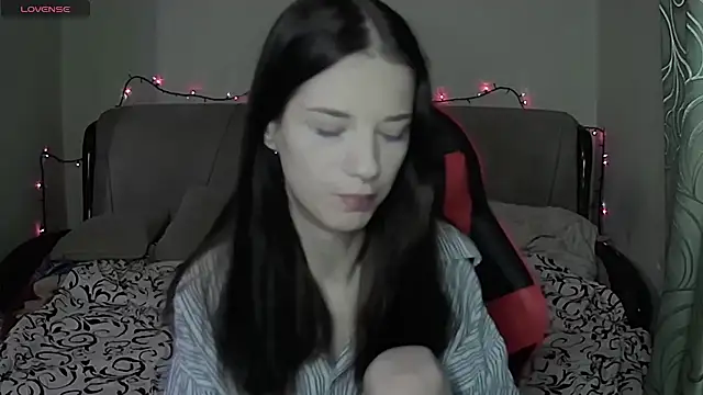 Miya Dream UKR online show from 28, 11, 2025