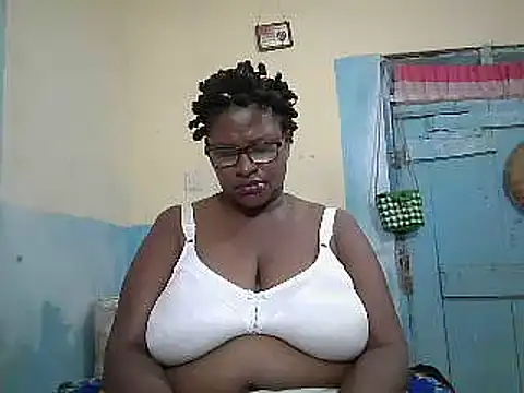 Snapshot of sexy_bigboobss chatting on 9, 7, 2026 sexy bigboobss online show from 9, 7, 2026