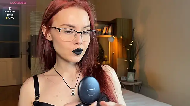 Snapshot of Sargonium999 chatting on 19, 2, 2025 Sargonium999 online show from 19, 2, 2025