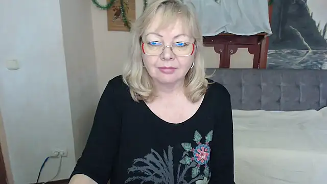 EvelynLoveShy online show from 9, 1, 2026