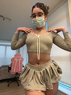 jAsMinE678 online show from 7, 2, 2025