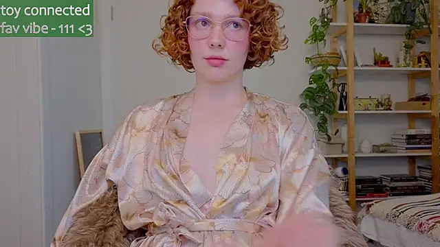 Snapshot of _lightmyfire chatting on 5, 10, 2025  lightmyfire online show from 5, 10, 2025